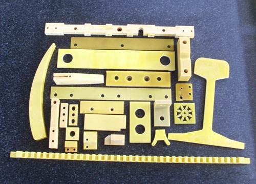 �h(hu��n)����